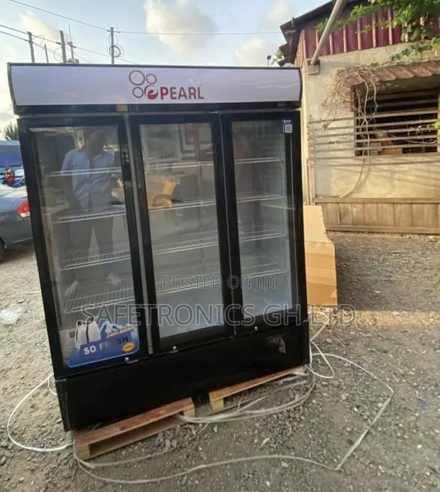 Super Fabulous PVC-150 Display Pearl 3 Glass Door Fridge · Photo 1