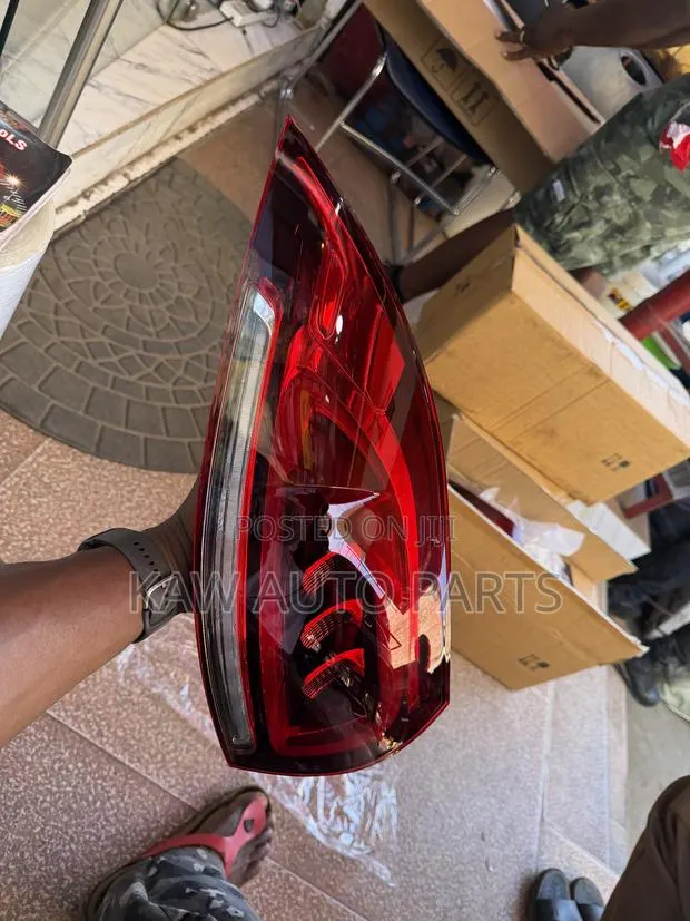 2020,2021,2022,2023 Taillight for Mercedes Benz GLE 167, 906,1007 · Photo 1
