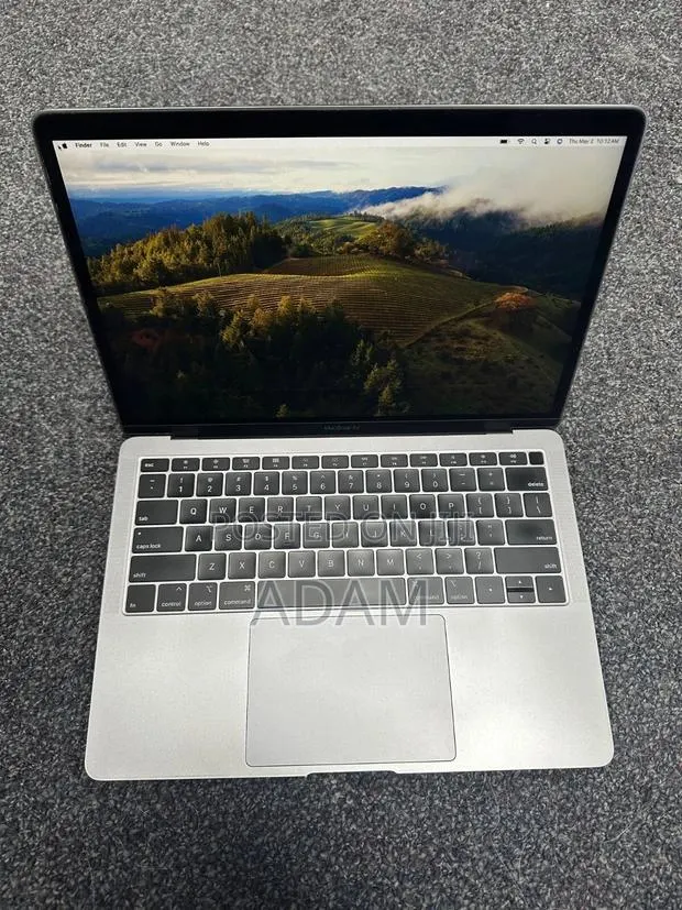 Laptop Apple MacBook Air 16GB Intel Core i5 SSD 512GB · Photo 1