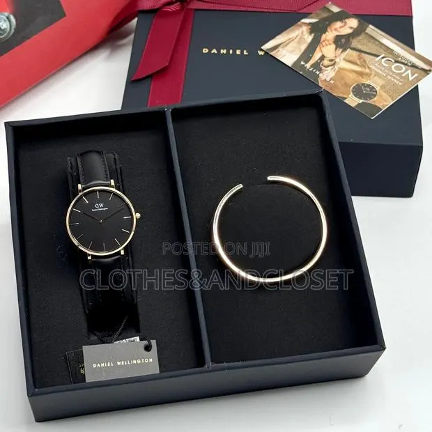 Dw Watch and Bracelet Set · Photo 1