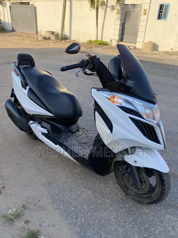 Kymco 2018 White · Photo 1