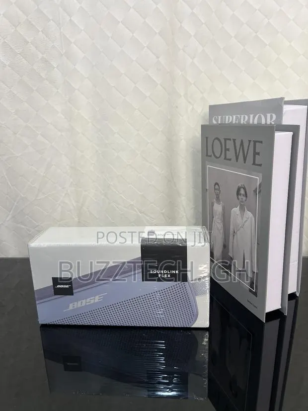 Bose Speaker · Photo 1