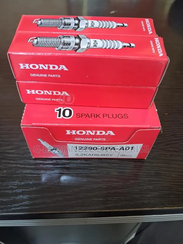 ILZKAR8J8SY. HONDA CR-V 2021 1.5T Spark Plugs. Original. · Photo 1