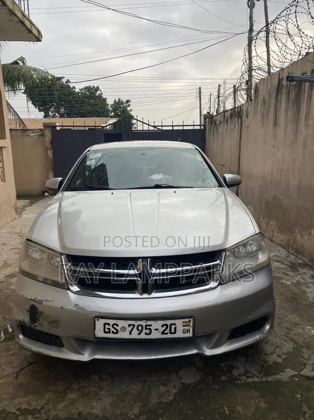 Dodge Avenger 2011 Silver