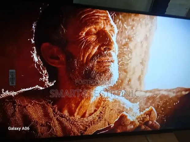 Samsung 43-Inch Smart Tv – Elegant Design, Clear Sound · Photo 1