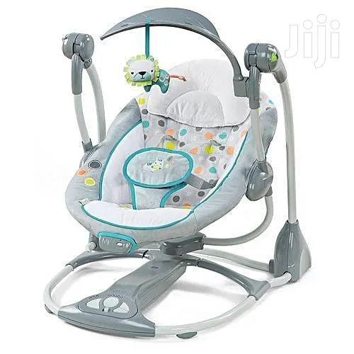 Baby Swing · Photo 1