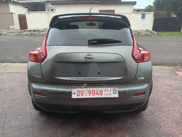 Nissan Juke 2012 Matt Black · Photo 1