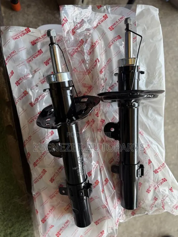 Honda CRV Cr-v Front Shocks 2023 2024 2025 2026 · Photo 1