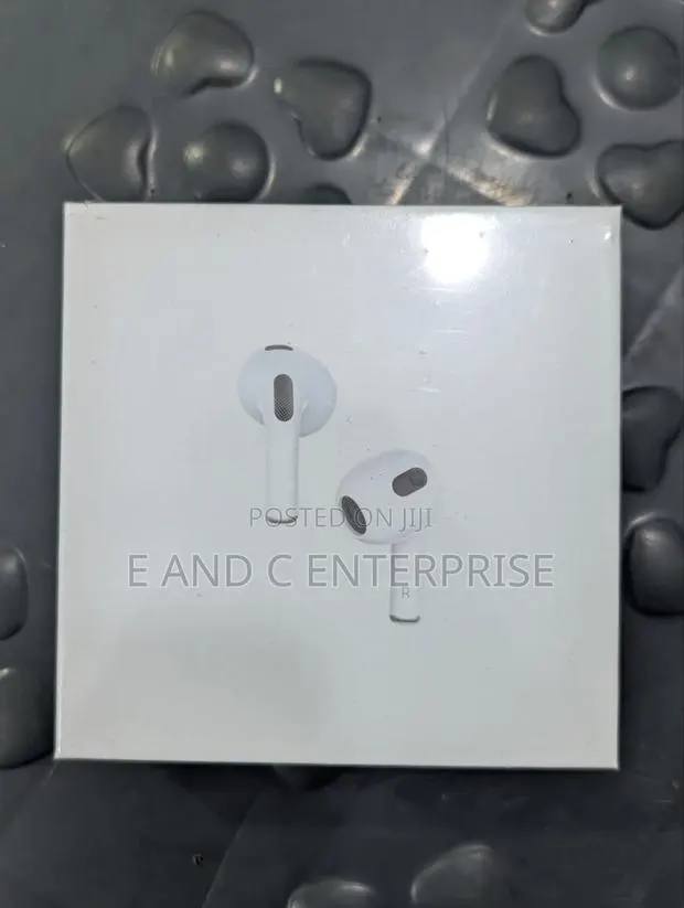 Apple Airpods (3rd Generation) · Photo 1