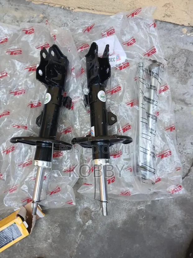 Corolla S /LE /CE 2002,2003,2004,2005,2006,2007 Front Shocks Absorbers · Photo 1