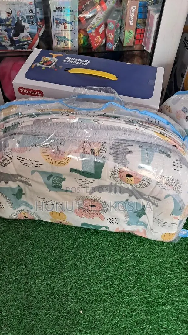 Baby Bed With Net · Photo 2