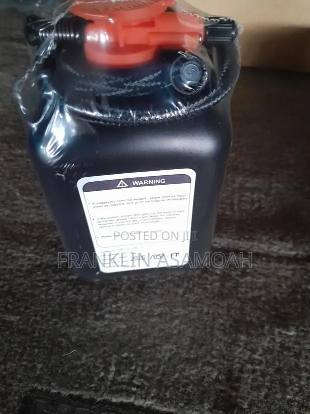 Emergency Tyre Repair Sealant · Photo 1