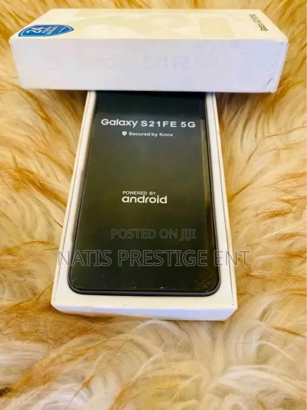 New Samsung Galaxy S21 FE 5G 128 GB Black · Photo 1