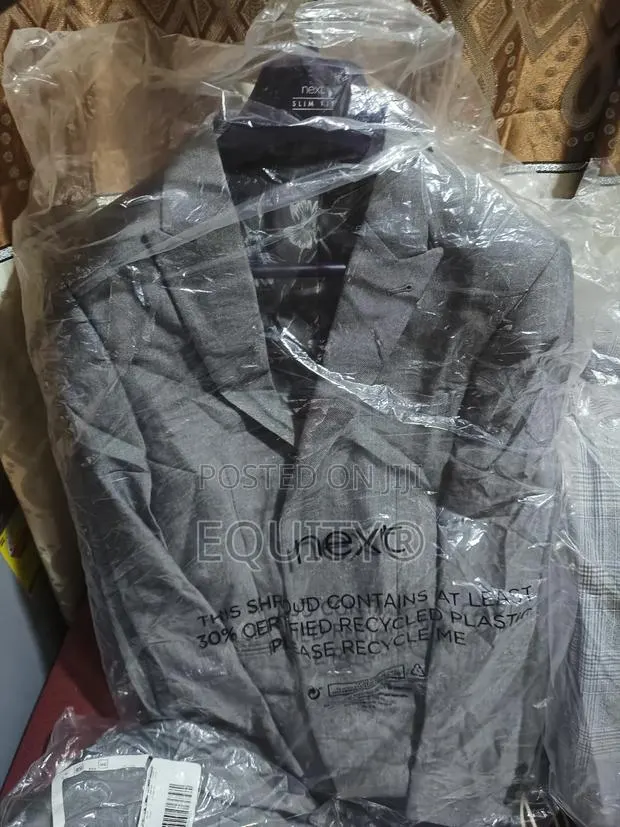 Fresh Arrivals From the Uk · Photo 1