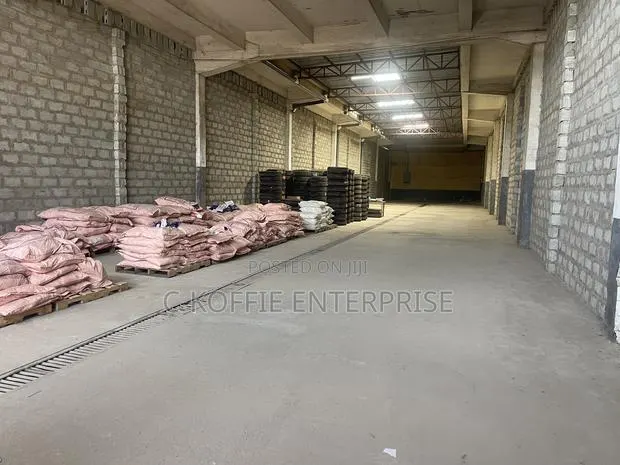 Advantageous 550 SQM Warehouse at Accra Central for Rent · Photo 1