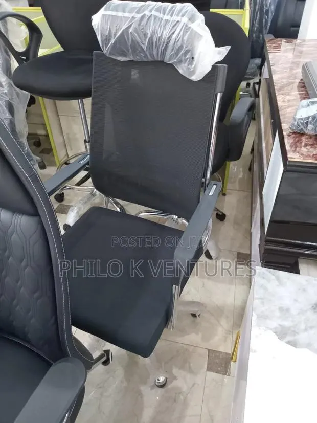 Guest Cozy Seat for Office · Photo 1
