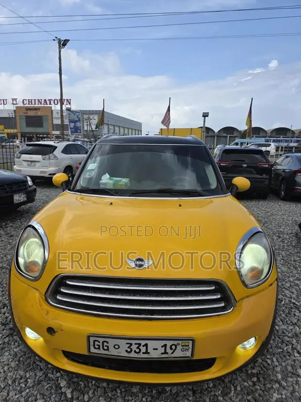 Mini Cooper S 2013 Yellow · Photo 1
