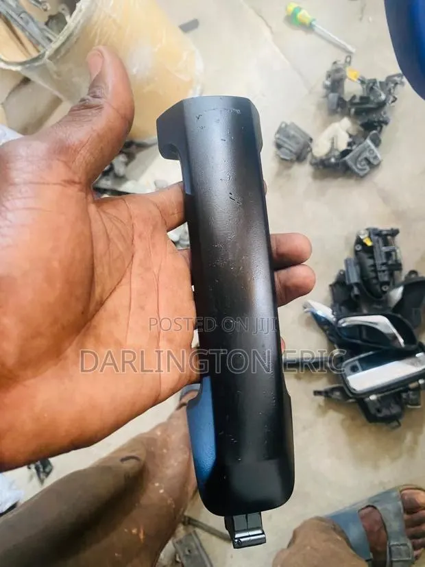 Toyota Tundra 2020 Doorhandle · Photo 1
