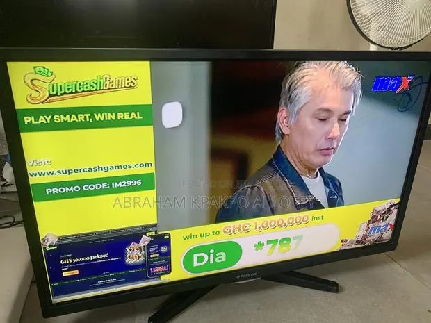 32” Full Digital TV · Photo 1