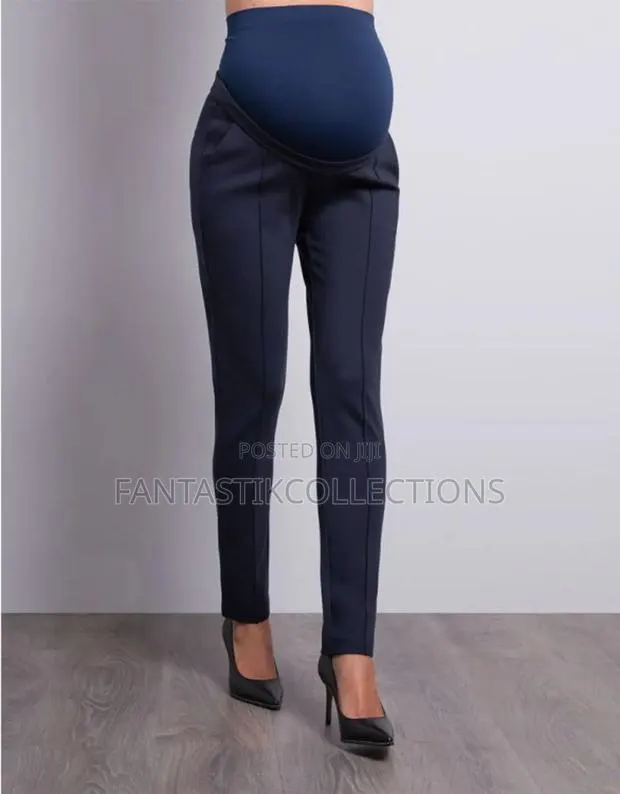 Maternity Trousers for Work · Photo 1