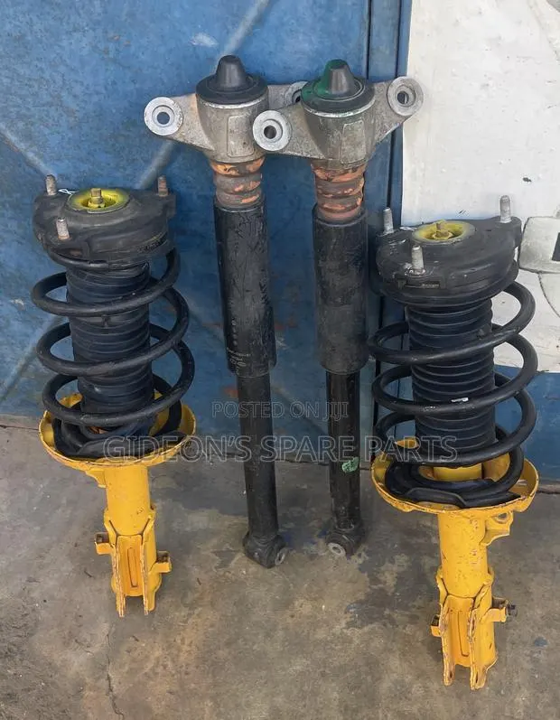 Hyundai Elantra 2017,2018,2019,2020,2021,2022 Front Shocks Absorbers · Photo 1