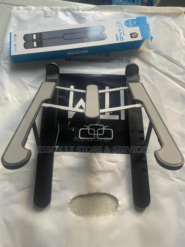 Laptop Stand Plastic · Photo 1
