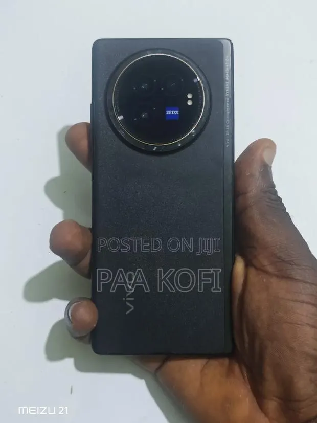 Vivo X Fold3 256 GB Black · Photo 1