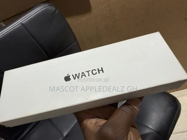 Apple Watch Series Se 3rd Gen 44mm · Photo 1