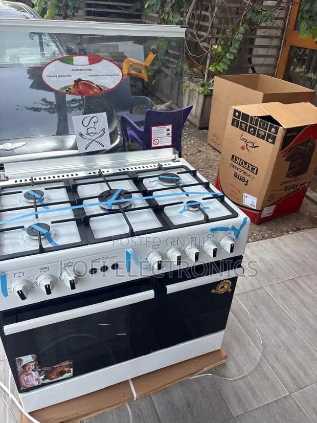 Mediatech 60x90 White Gas Cooker Perfect for Modern Kitchens · Photo 1