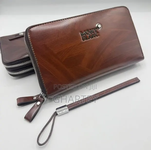 Chic Everyday Elegance Purse Available in Coffee Browb · Photo 1