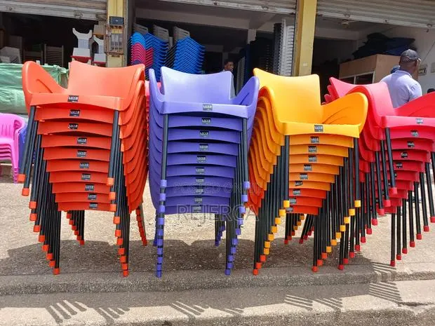 Quality Brand New Plastic Chair · Photo 1