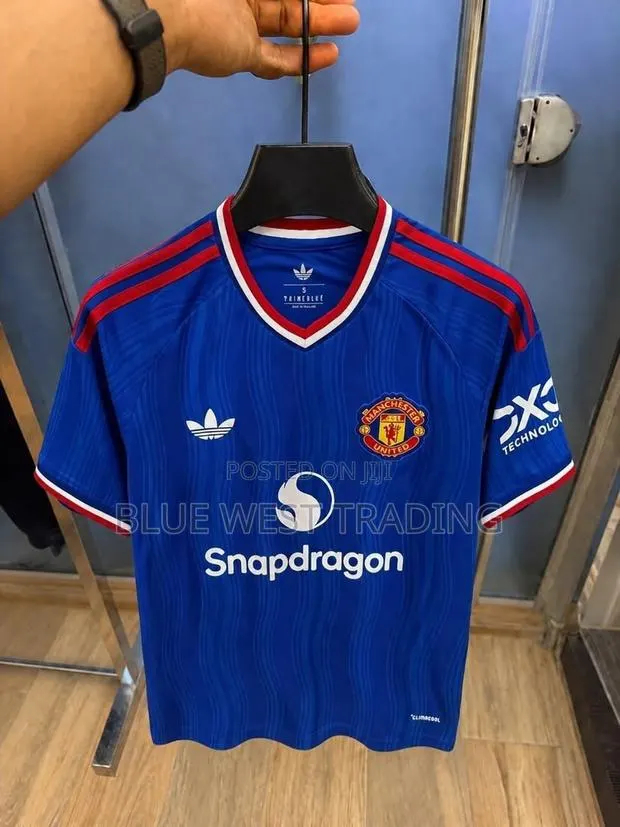 Manchester United 2026/2027 Away Jersey _Manchester United Away Jersey · Photo 1