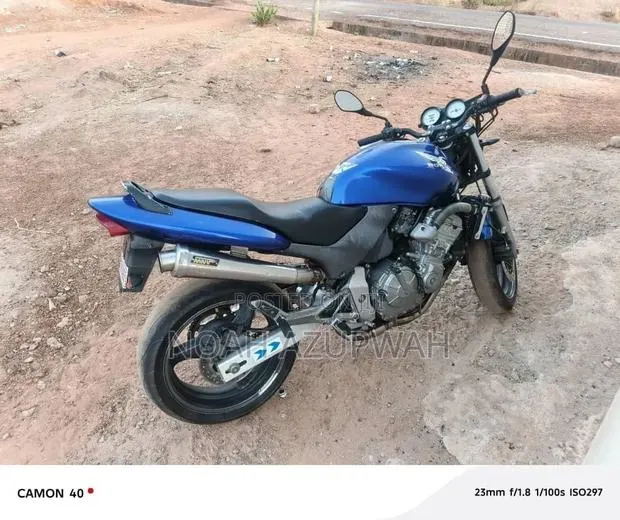 Honda Hornet 2013 Blue · Photo 2