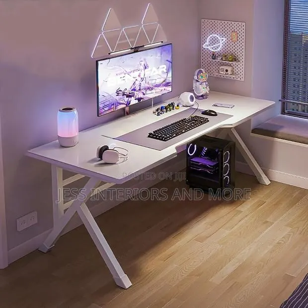 Gaming Desk/Computer Desk (White) · Photo 1