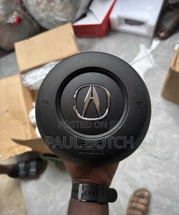 2019,2020,2021,2022,2023,2024 Acura RDX Steering Wheel Airbag · Photo 1