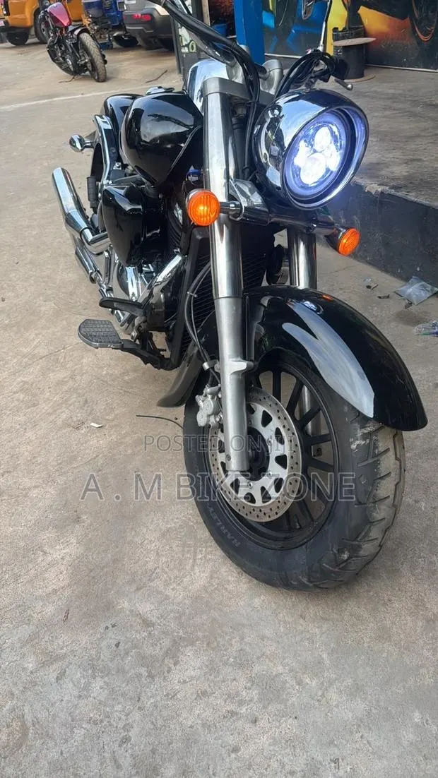 Motorcycle 2014 Black · Photo 2