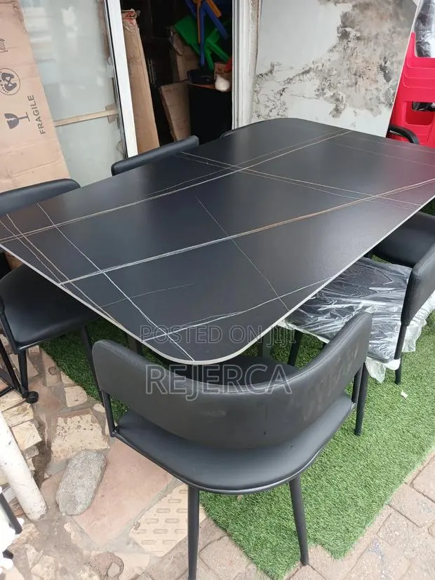 Marble Dinning Set · Photo 1