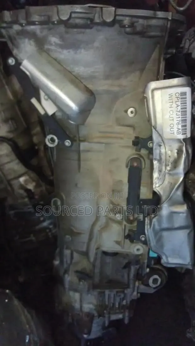 2018 Range Rover Sport Gearbox Box · Photo 1