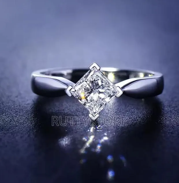 Cubic Zircon 925 Sterling Promise/Engagement Ring -Free Case · Photo 1