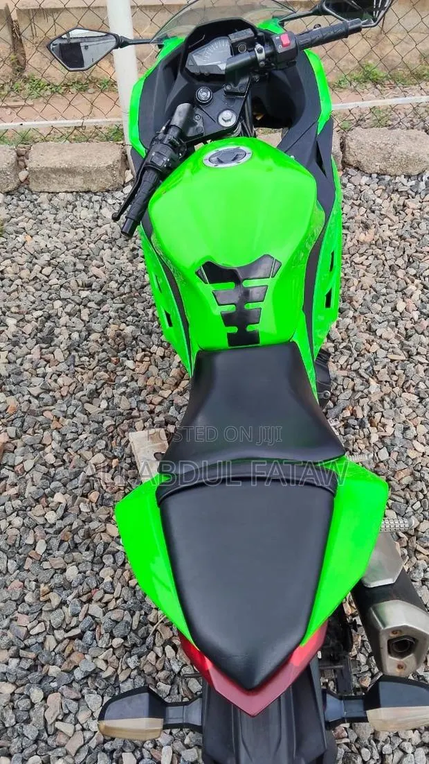 Yamaha 2018 Green · Photo 1