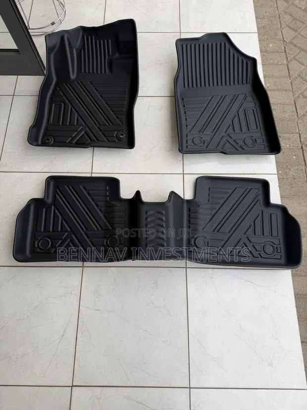 Honda Civic 2016 to 2021 3D Premium Rubber Floor Mat · Photo 1