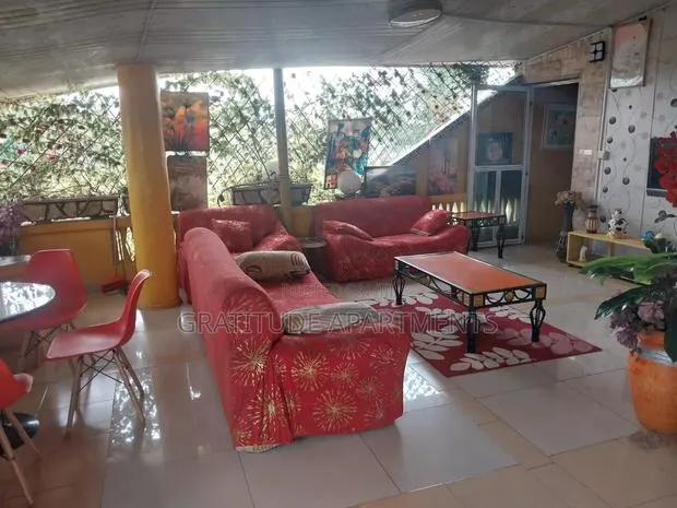 Gratitude:Presidential Suite-1brm+Sit-Out Lounge Ghc600 Per Day:2guest · Photo 6