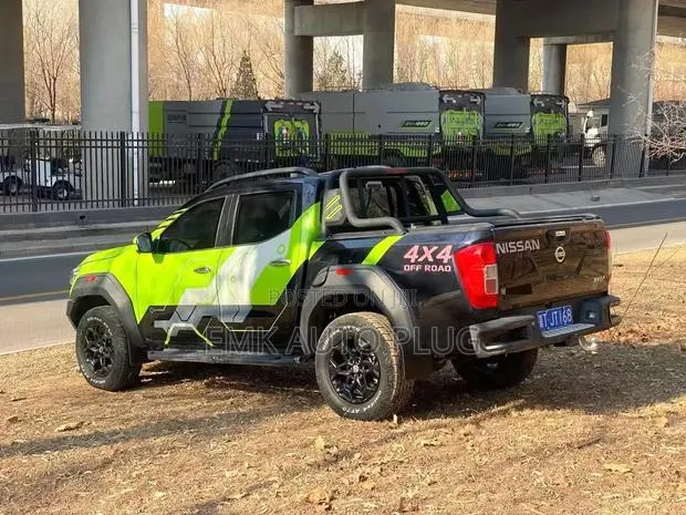 Dongfeng Rich 7 2023 Green · Photo 1