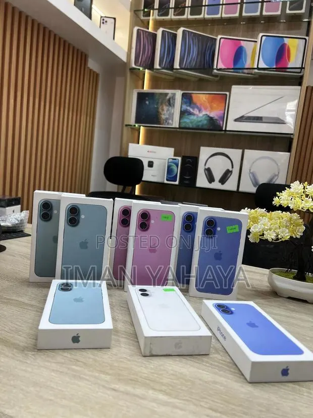 New Apple iPhone 16 128 GB Pink · Photo 1