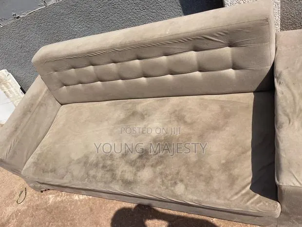 Sofa and Bed Cleaning Services · Photo 1