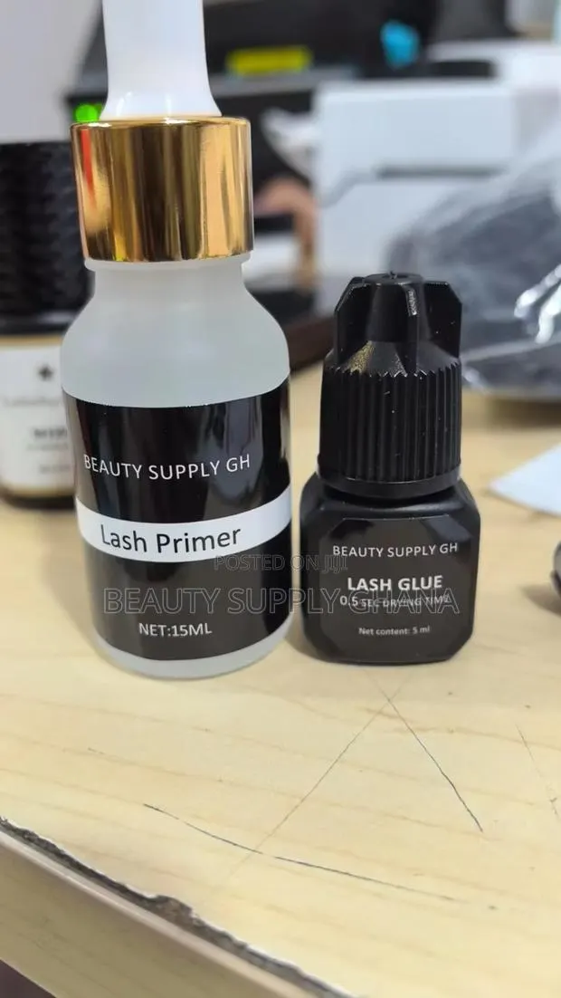 Lash Primer and Glue · Photo 1
