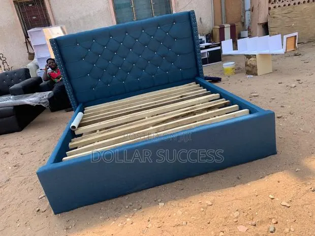 Affordable Queen Size Bedframes · Photo 1