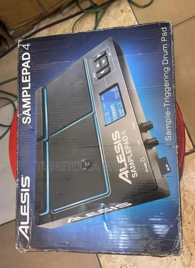 Alesis Samplepad 4 Compact Percussion Pad · Photo 1