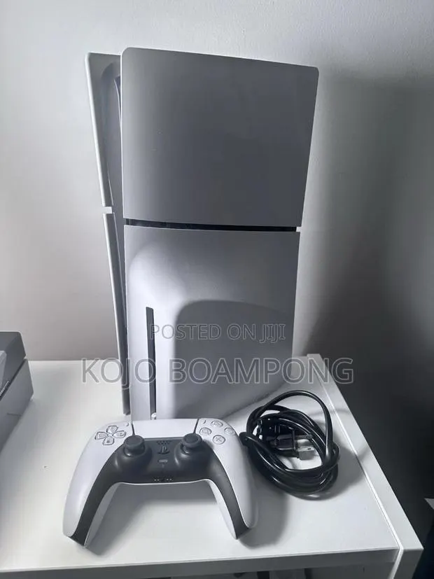 Preowned Ps5 Slim 1tb SSD · Photo 1