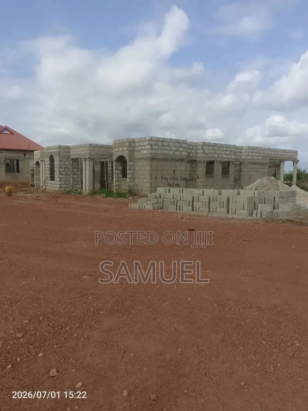6bdrm Apartment in Ob Global Agency, Atwima Kwanwoma for sale · Photo 1